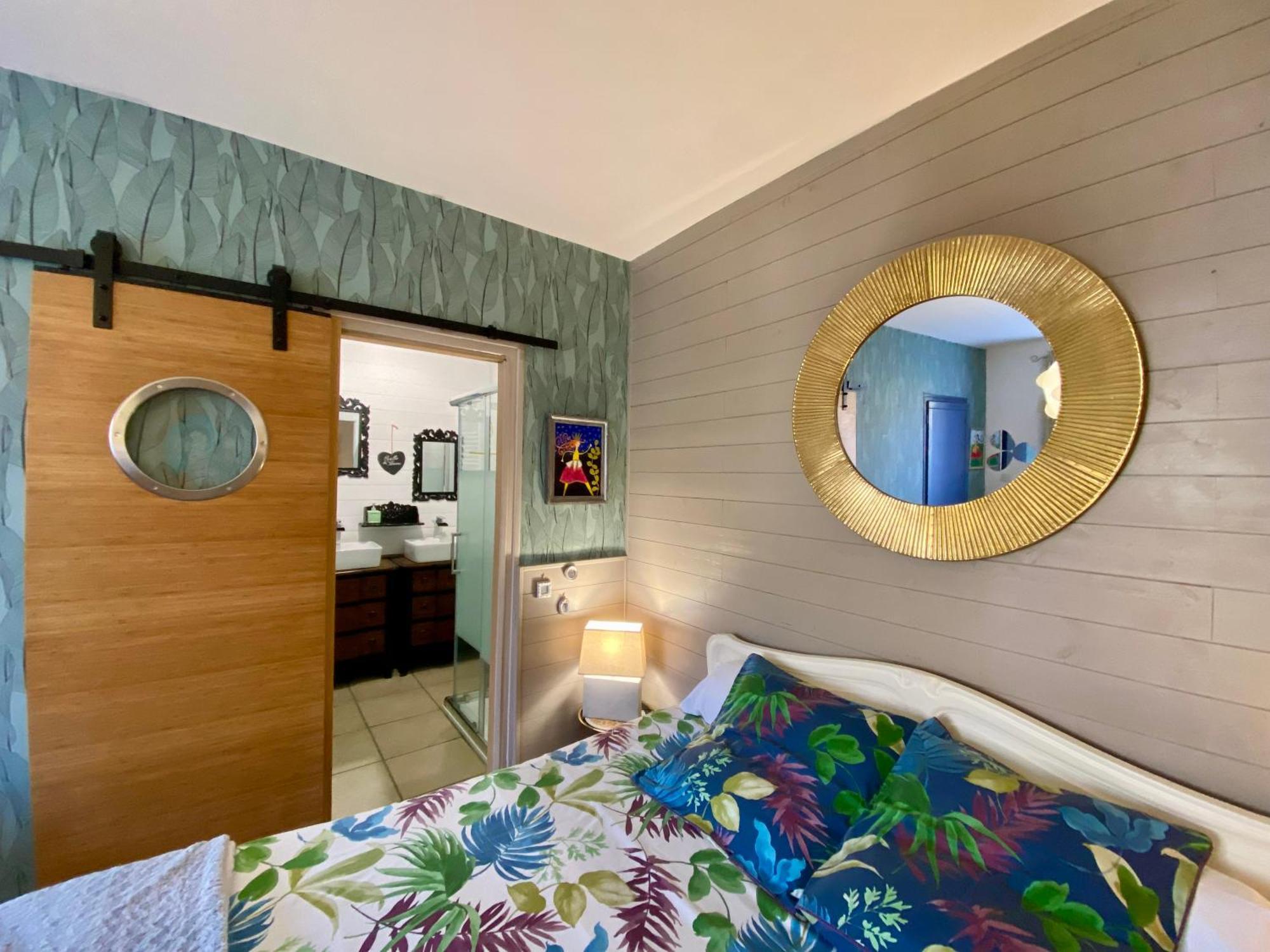 Le Cocon Boheme - Maison Climatisee Au Coeur De Sarlat - Parking - Piscine Chauffee - Spa Et Massages Exterior foto